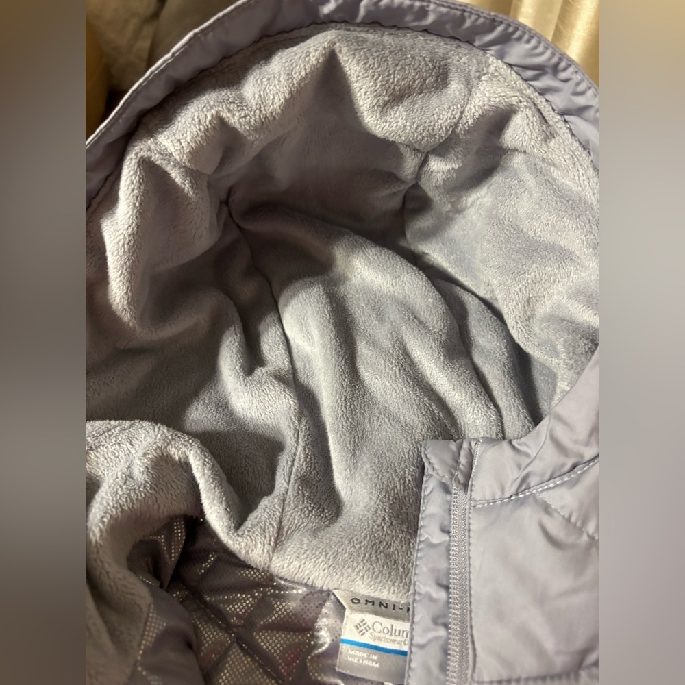 Columbia Women's Light Gray Ski Jacket - Picture 10 of 14
